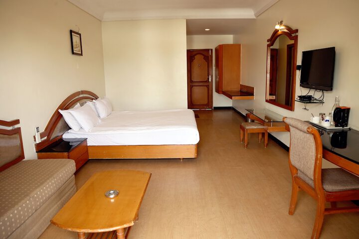 Room 21 of 72