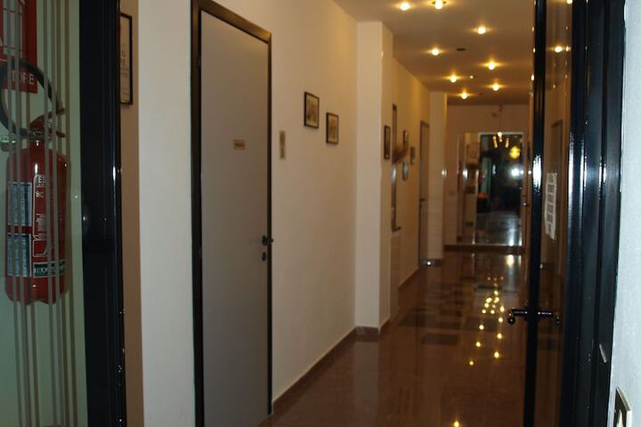Ballroom/Hall 24 of 46