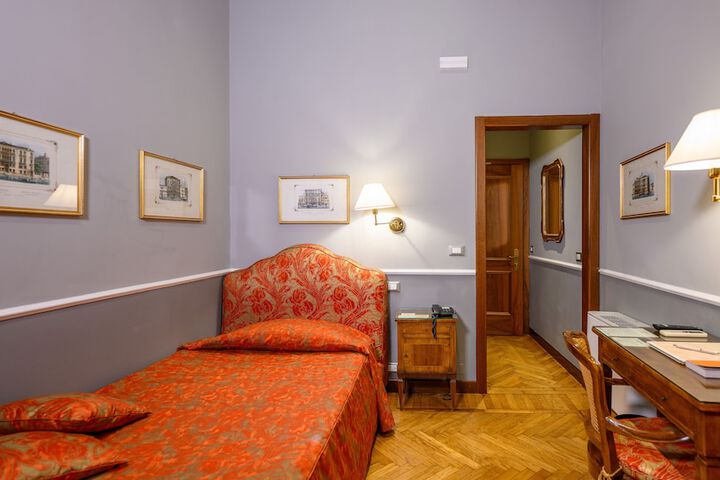 Room 12 of 75