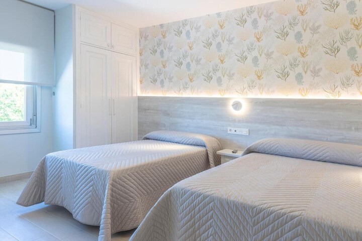 Room 10 of 61