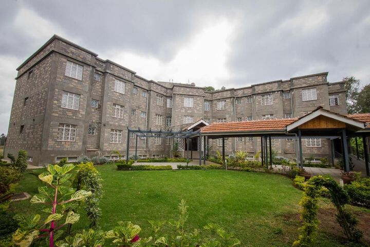 Hotel 56 of 58