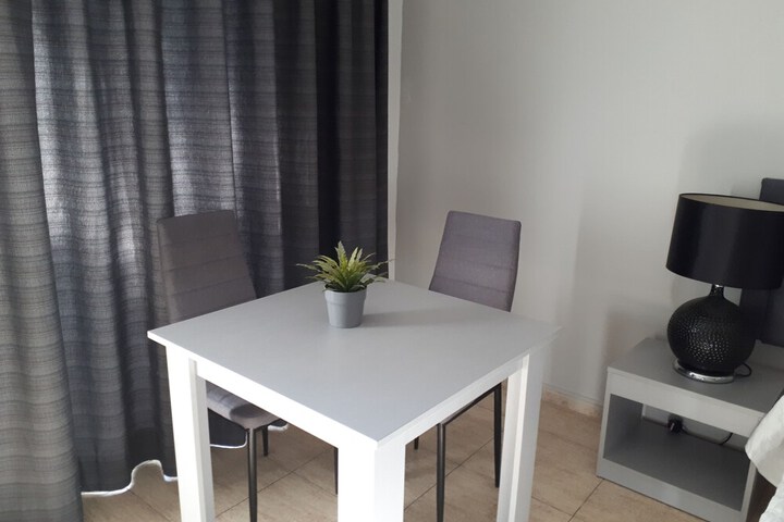 Room 37 of 61
