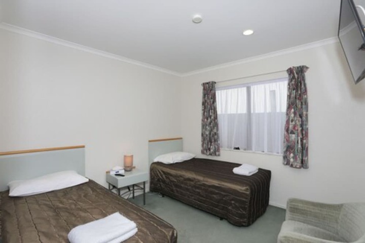 Room 10 of 52