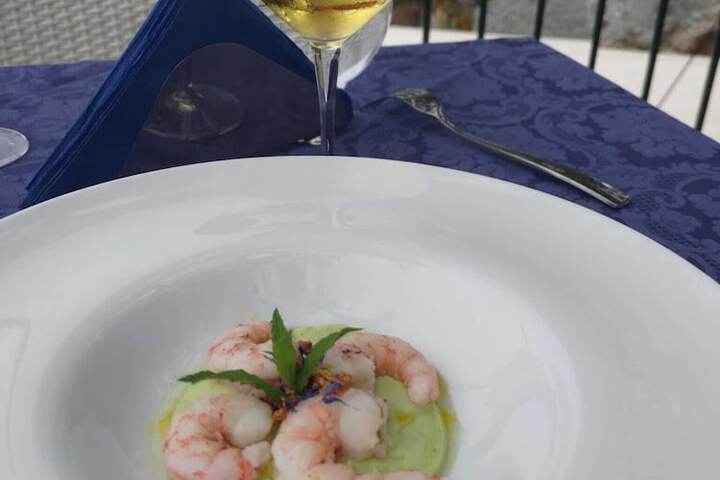 Dining 100 of 158
