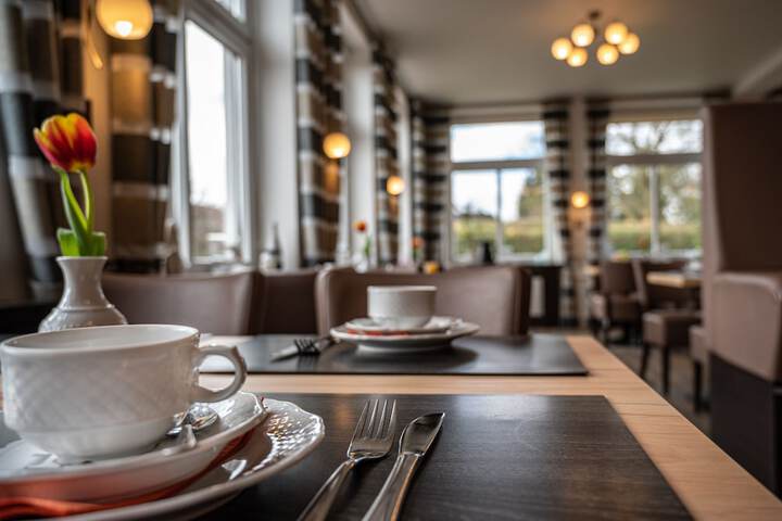Breakfast/Coffee Service 40 of 56
