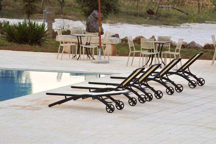Sundeck 58 of 66