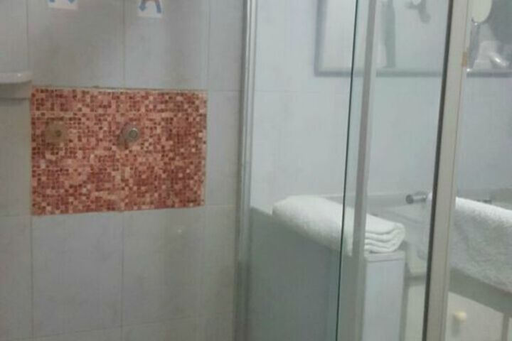 Room 3 of 17