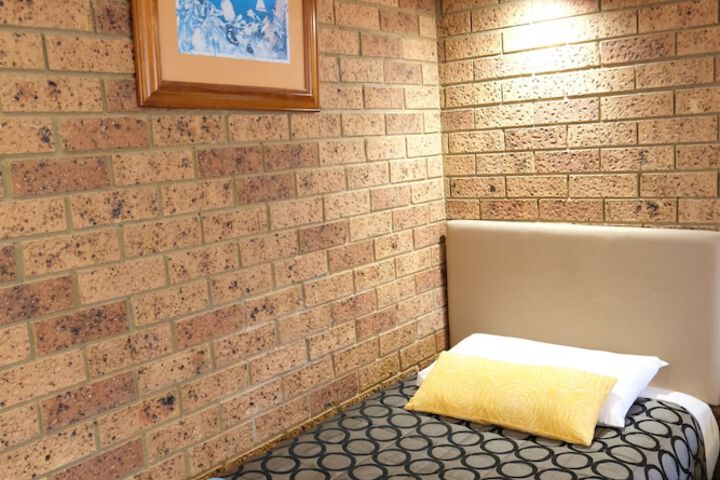 Room 29 of 169