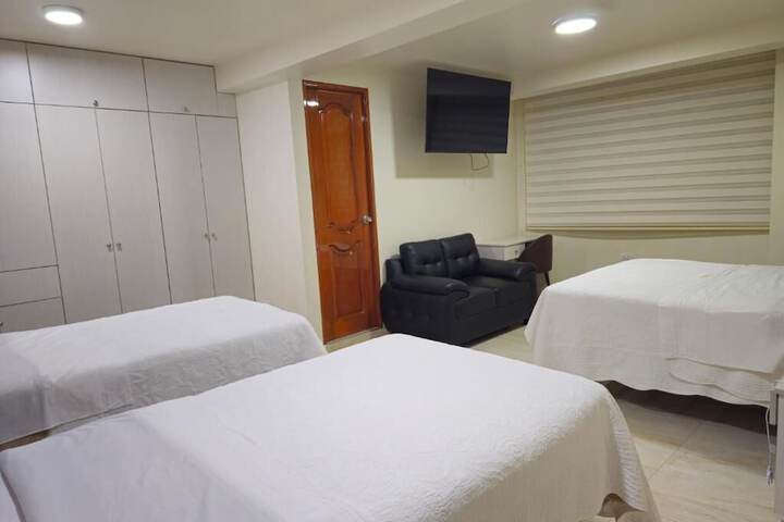 Room 5 of 6