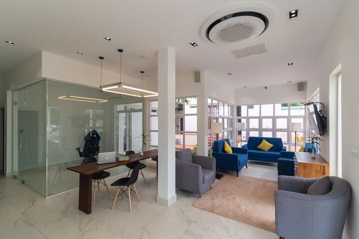 Hotel Interior 6 of 174