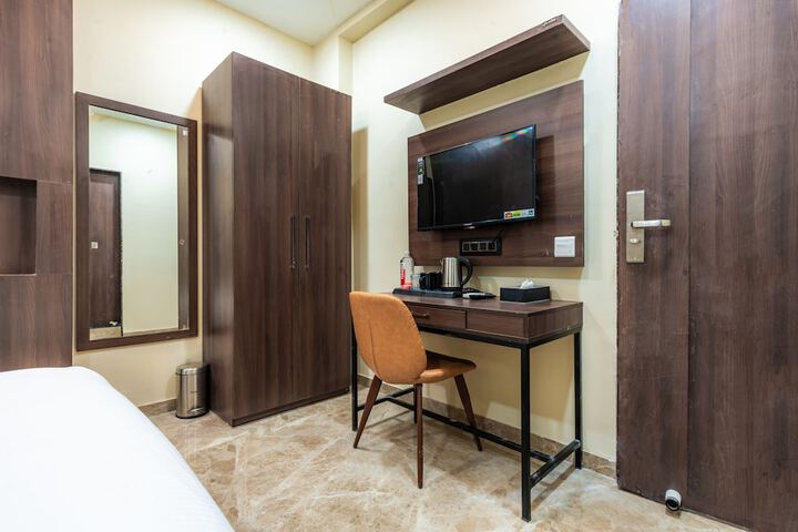 Room 35 of 56