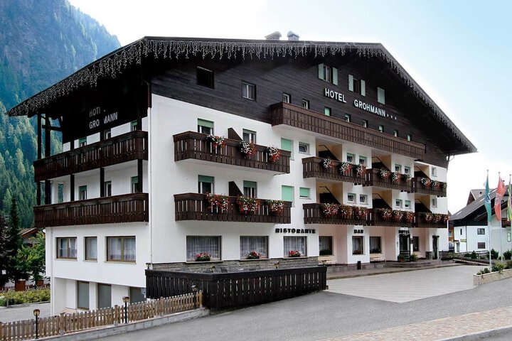 Exterior Photo