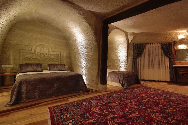 Room 27 of 135