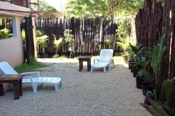 Sundeck 26 of 35