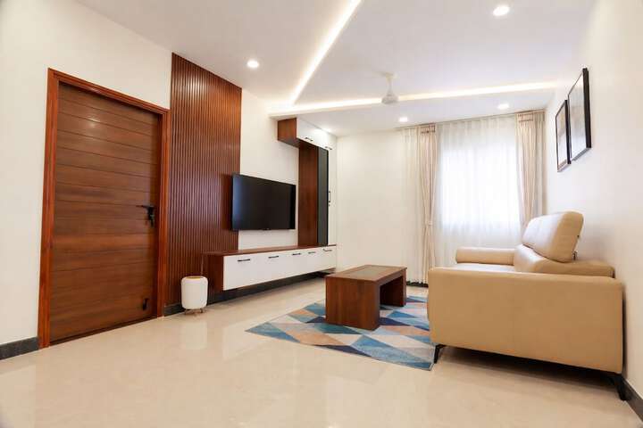 Room 32 of 54
