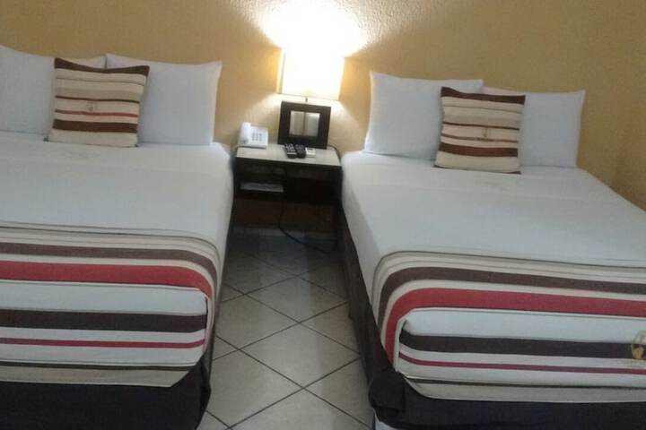 Room 3 of 79