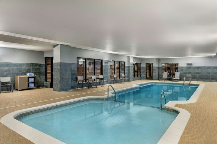 Swimming pool at Courtyard by Marriott Milwaukee Brookfield at Poplar Creek