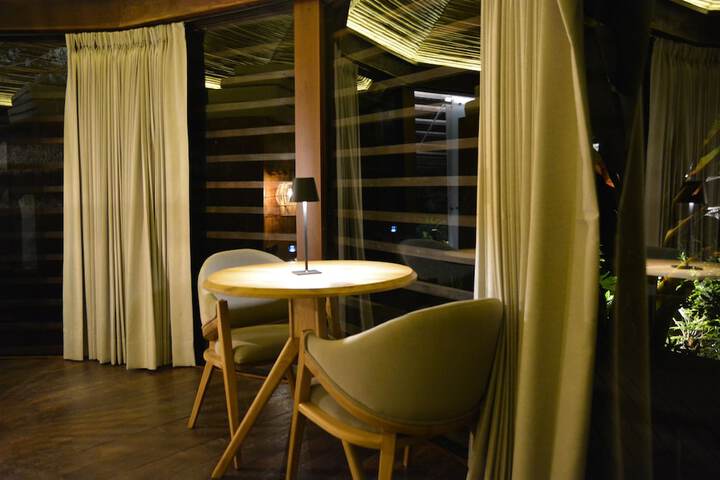 Room 4 of 55