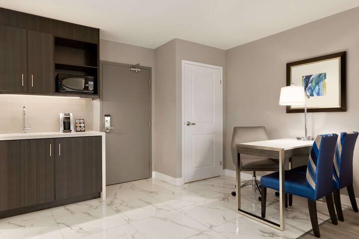 Room 15 of 57