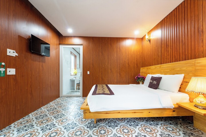 Room 16 of 65