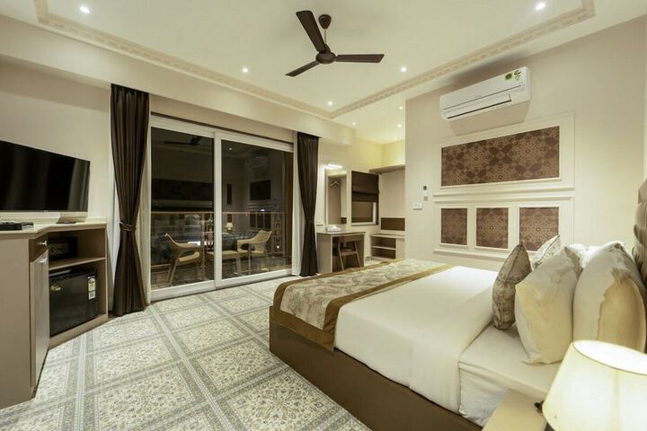 Room 36 of 68