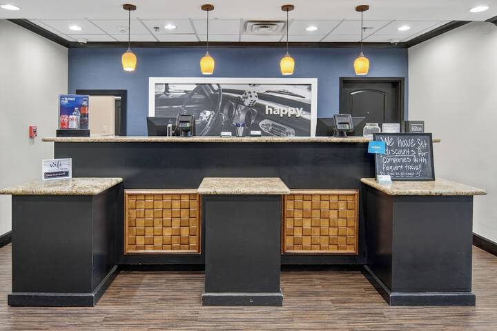 Check-in/check-out kiosk