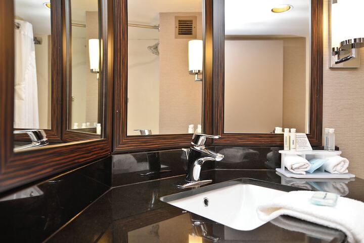 Room amenity