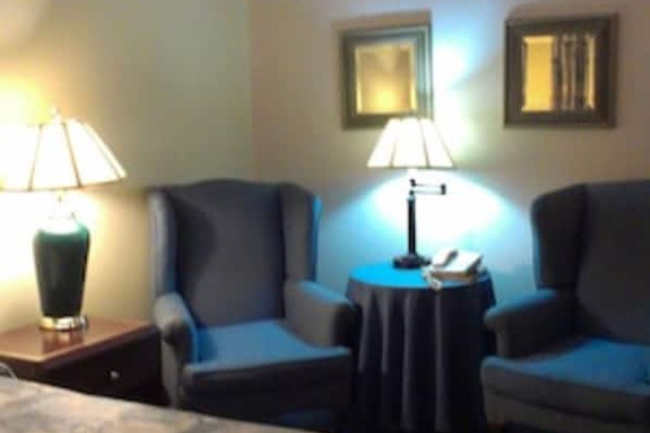Room 8 of 67