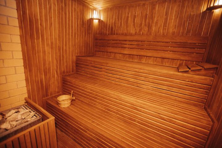 Spa 7 of 13