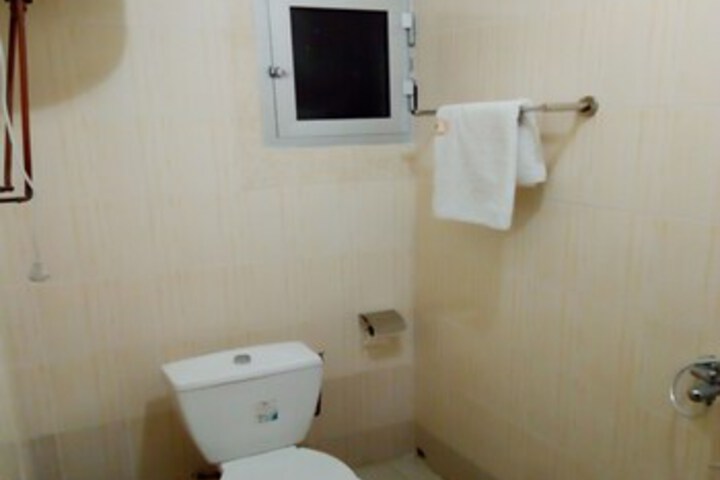 Room 2 of 21