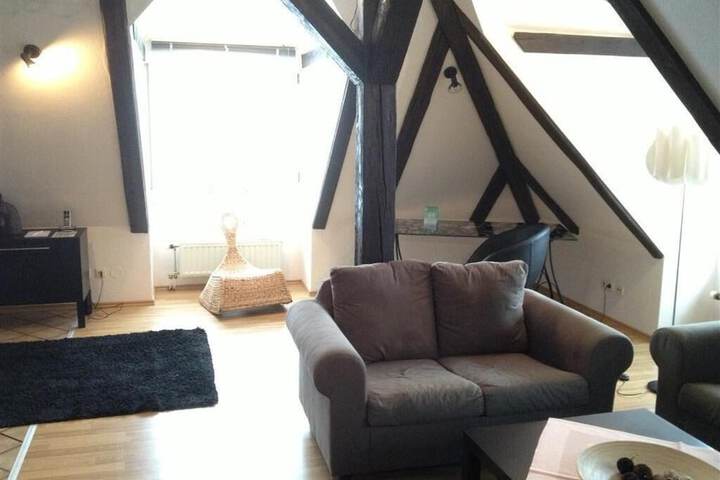 Room 16 of 26