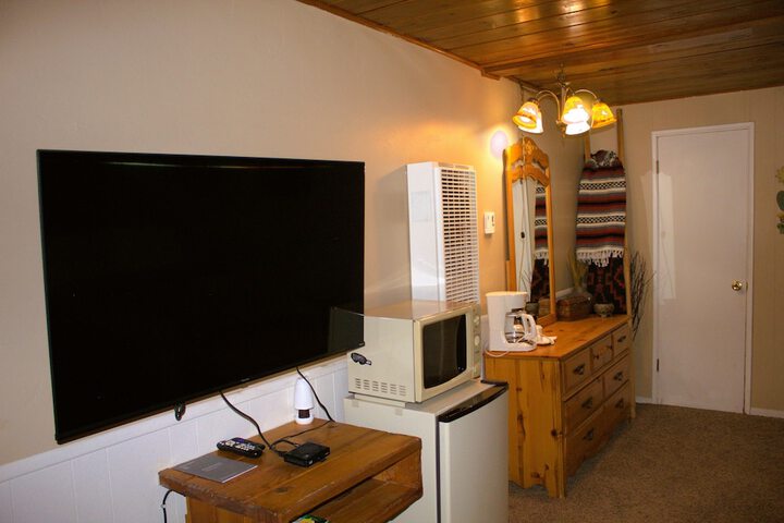 Superior Room 2 Double Beds Garden View (6 of 6)
