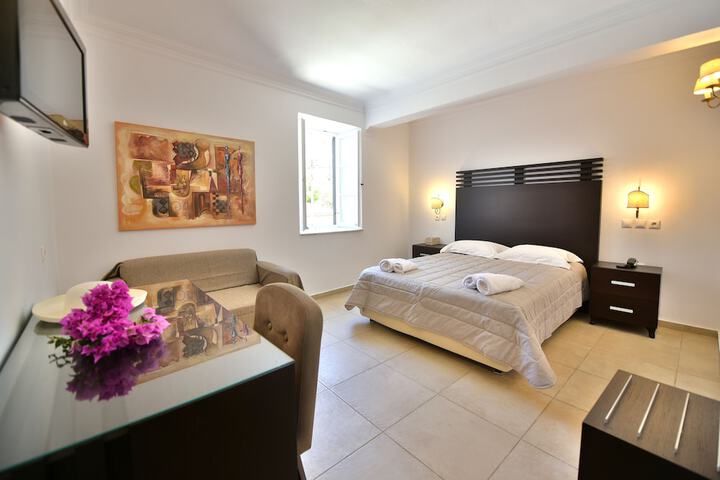 Room 14 of 61