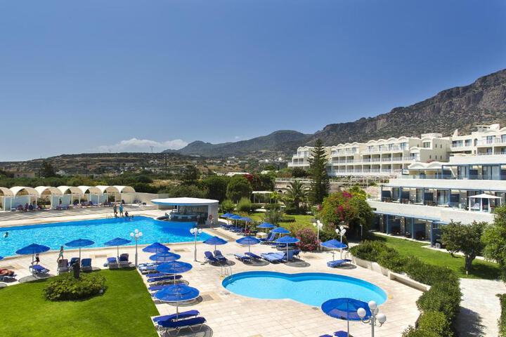 Pools & Facilities