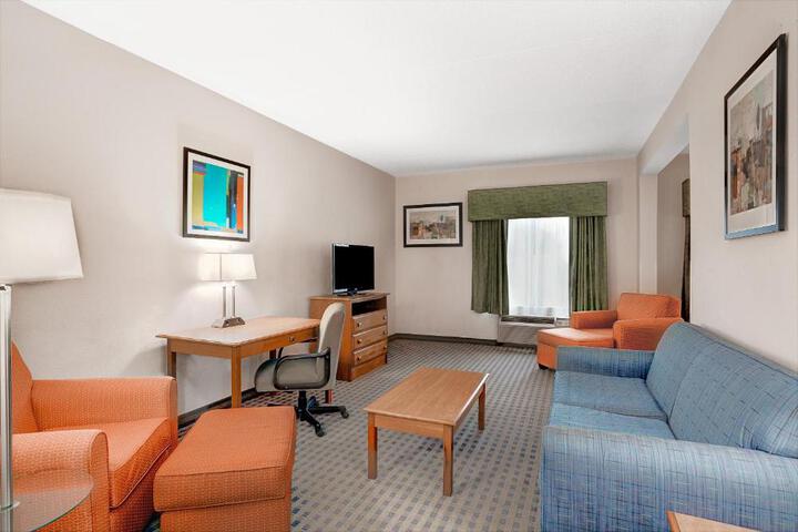 1 King Bed Mobility Accessible (11 of 14)