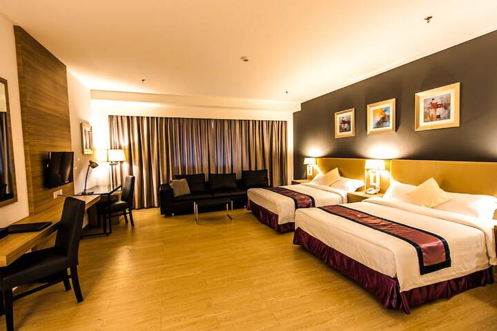 Room 29 of 90