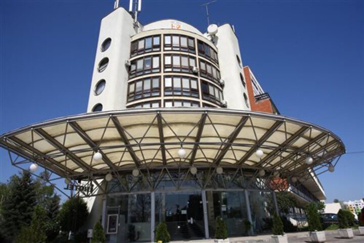 Photo 6