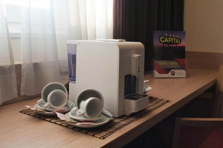 Breakfast/Coffee Service 7 of 13