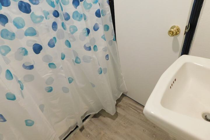 Room 19 of 27