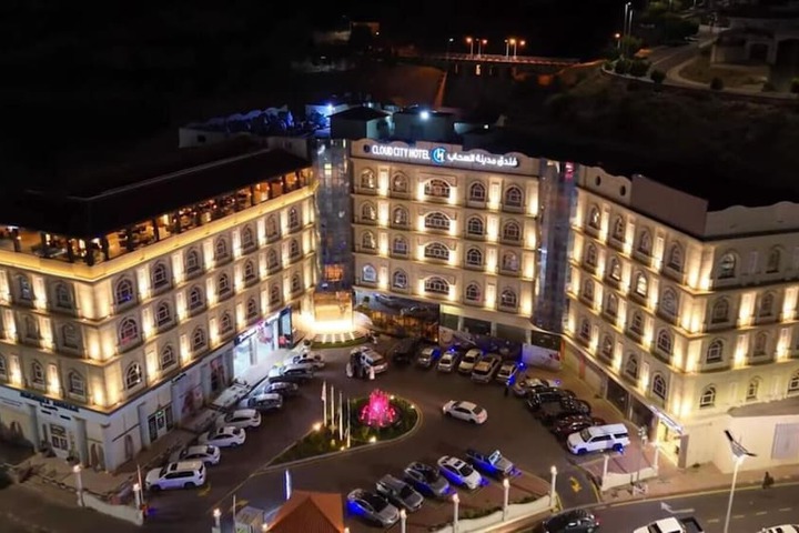Cloud City Hotel