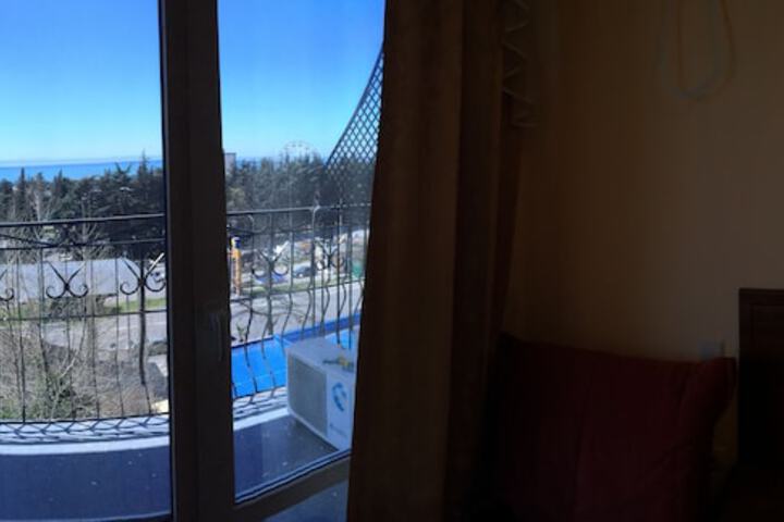 Room 15 of 19