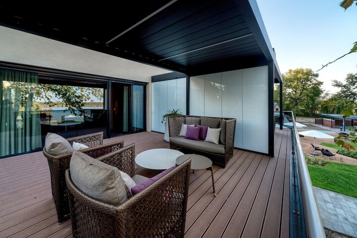 Terrace/Patio 22 of 49