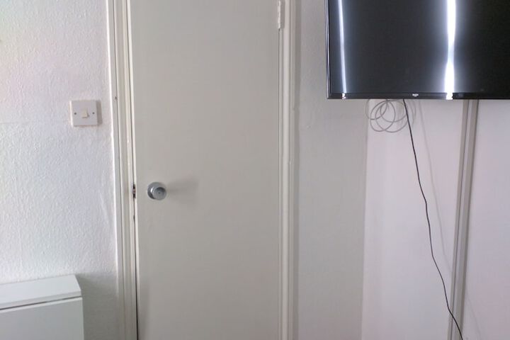 Room 2 of 23