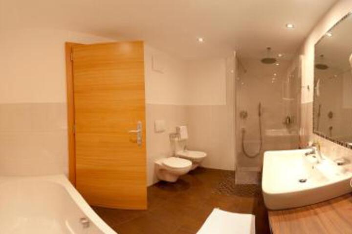 Hotel Brunelle