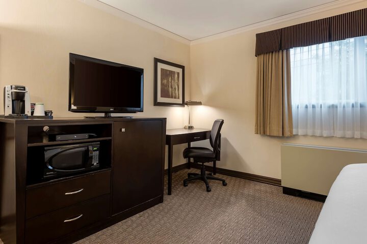 Room 28 of 88