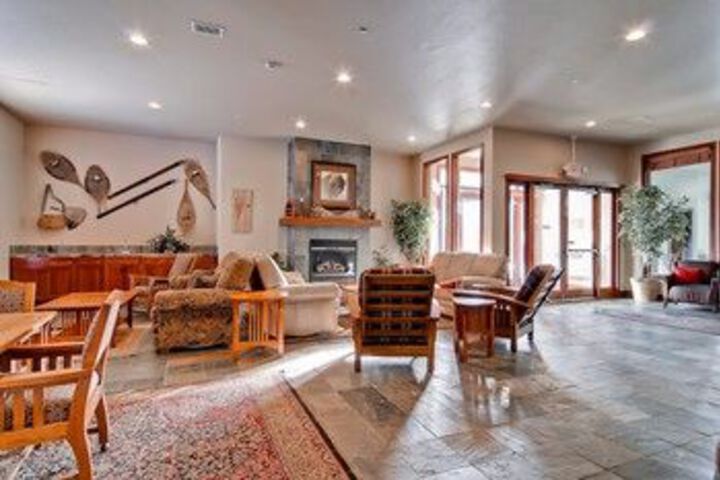 Hotel Interior 25 of 34