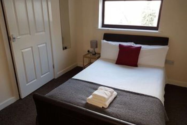 Room 27 of 47