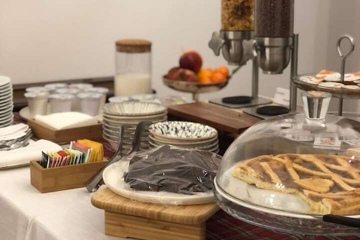 Breakfast/Coffee Service 117 of 162