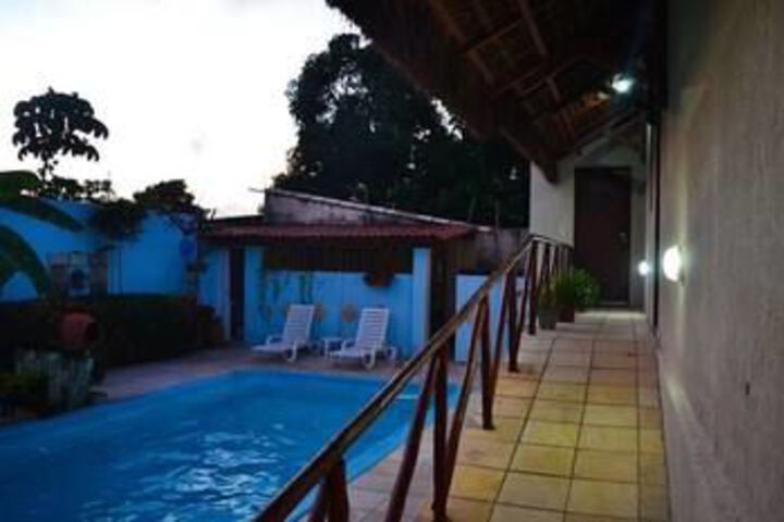 Pool 39 of 48