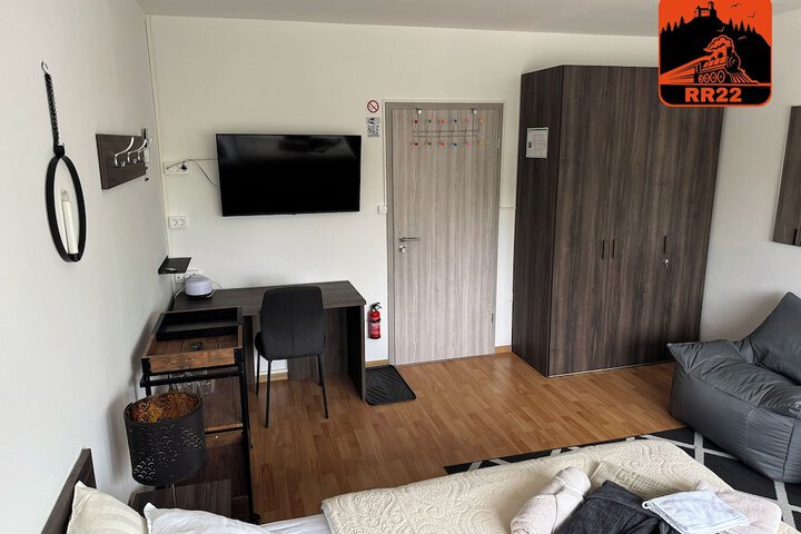 Room 10 of 45
